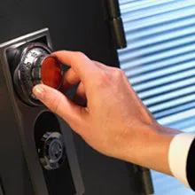 Advanced Locksmith Service Minneapolis, MN 612-524-5300 - sb-com-01